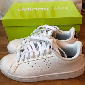 Adidas advantage sneaker
